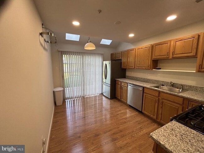Building Photo - 2623 Virginia Ln