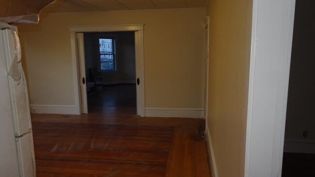 Building Photo - 911 Pine St