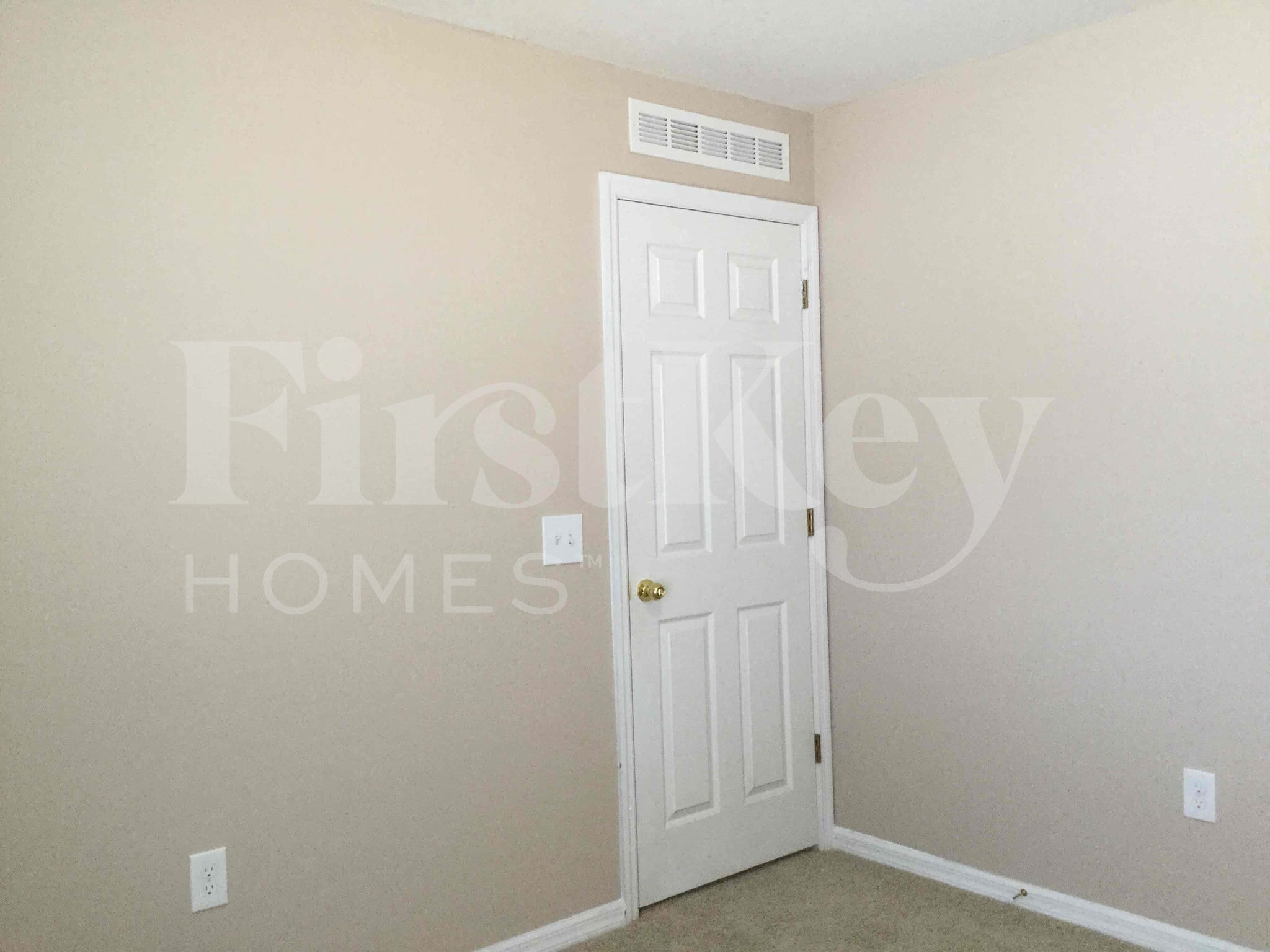 Building Photo - 425 Hammerstone Ave