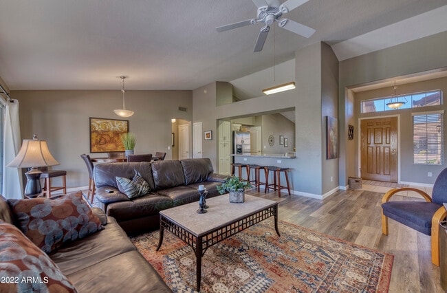 Building Photo - 20615 N Ventana Dr W