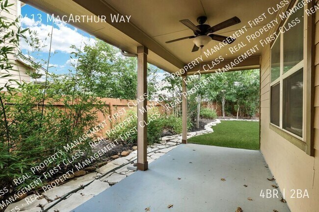 Building Photo - 10413 Macarthur Way