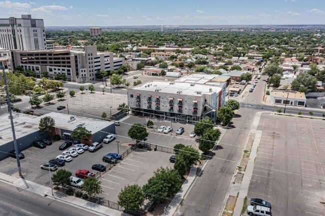 Interior Photo - Anthea