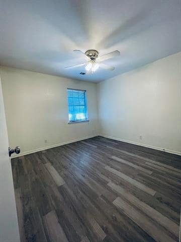 Building Photo - 622 W Belden St