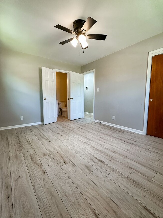 Building Photo - 3 Bedroom house in Western Branch