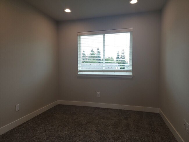 Building Photo - Yelm Creek Estates, New Construction 4 Bedroom, 2.75 Bathroom with Den