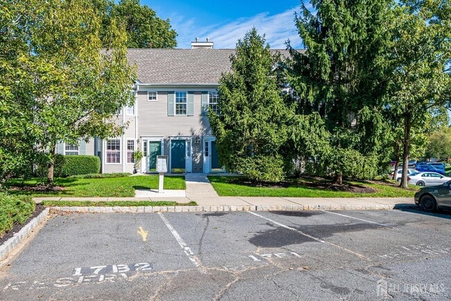 Building Photo - 1702 Cypress Ln