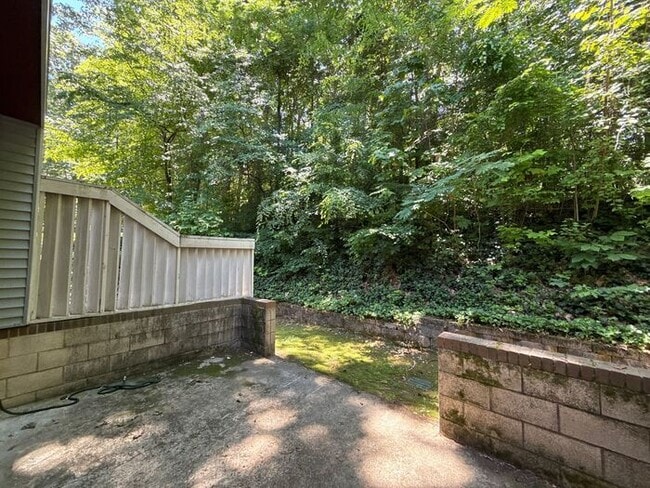 Building Photo - Villages of Eastover Glen