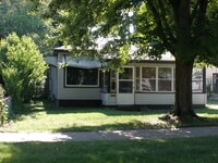 Building Photo - 1110 Dallas Ave SE