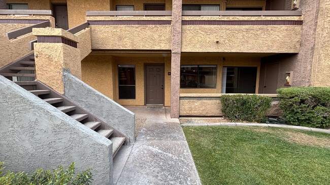 Building Photo - 3601 W Tierra Buena Ln