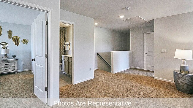 Building Photo - 3722 Vlg Spgs Ct