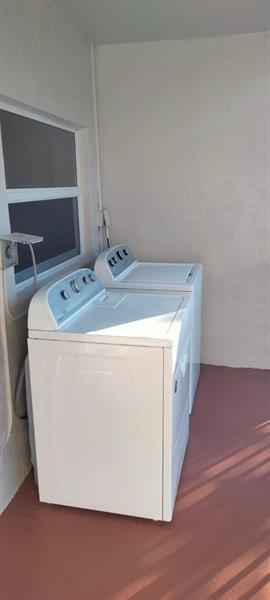 Building Photo - 4429 Treehouse Ln