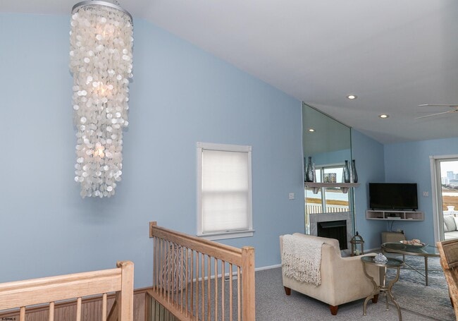 Building Photo - 12 Gull Cove