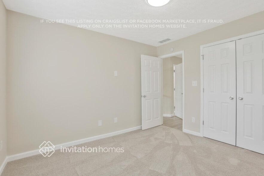 Building Photo - 110 Parkway Dr