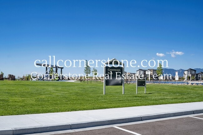 Building Photo - 3683 Levy Pk Dr