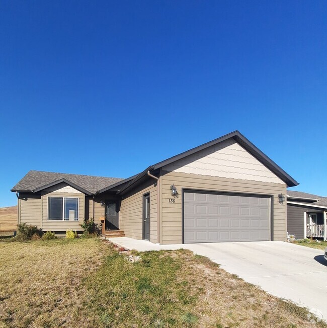 Building Photo - 4 BED | 3 BATH | DOUBLE GARAGE | MALL RIDGE