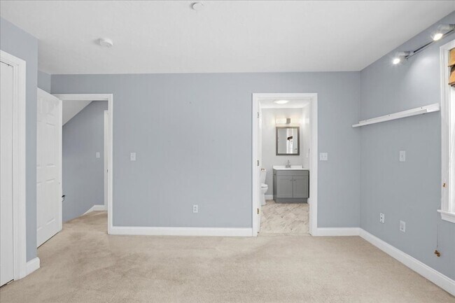 Building Photo - 67 N Quinsigamond Ave