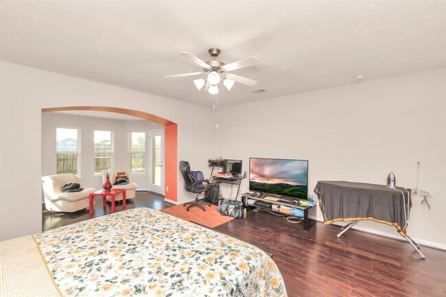 Building Photo - 6915 Moreleigh Branch Dr