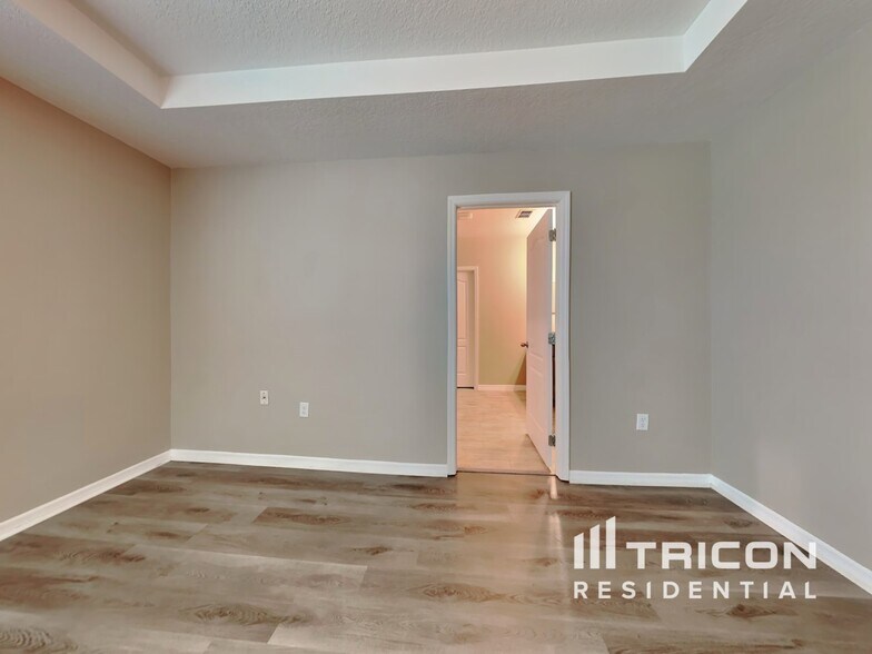 Building Photo - 500 Pinecrest Loop