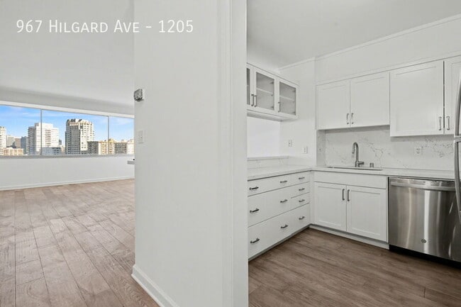 Building Photo - 967 Hilgard Ave