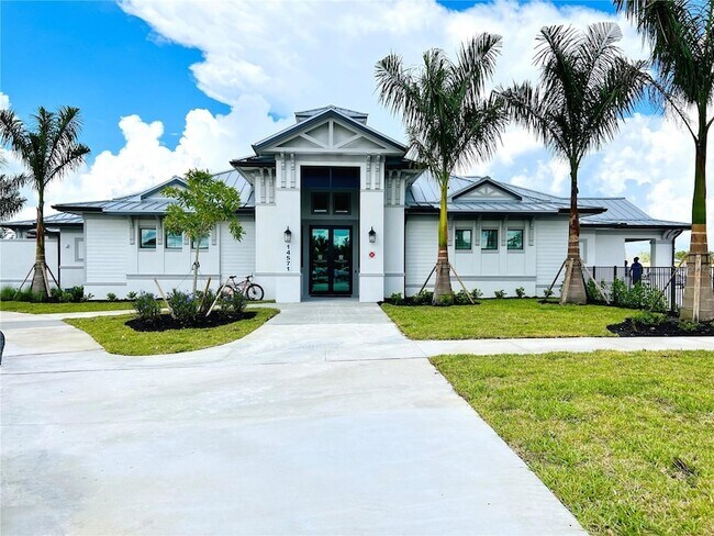 Building Photo - 14211 Heritage Landing Blvd