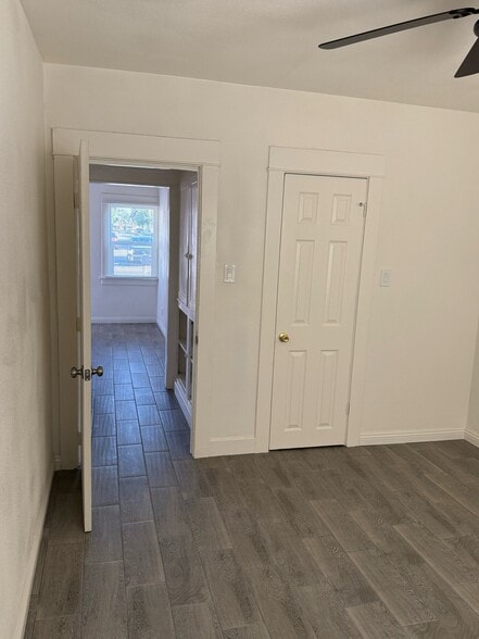 Building Photo - 1170 W Rialto Ave