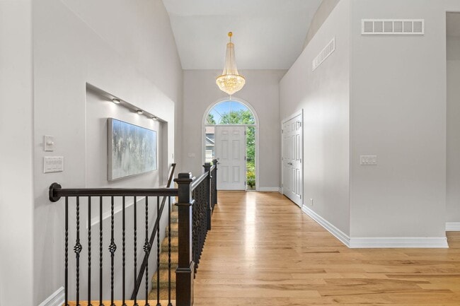 Building Photo - Stunning 4 bedroom Ranch in Elkhorn