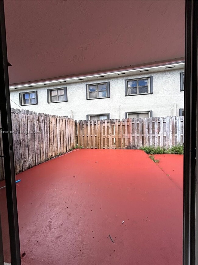 Building Photo - 5214 W 24th Way