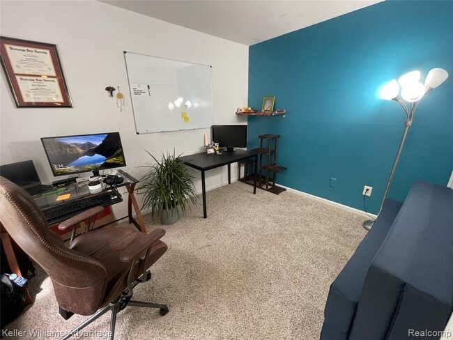 Building Photo - 42595 Lilley Pointe Dr