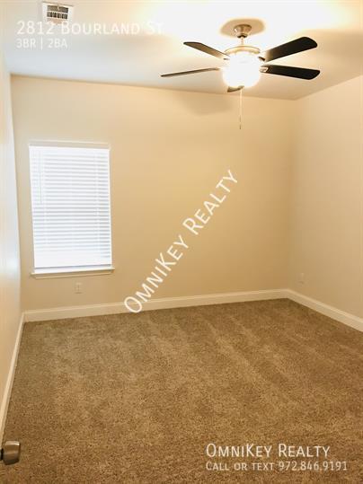 Building Photo - 2812 Bourland St