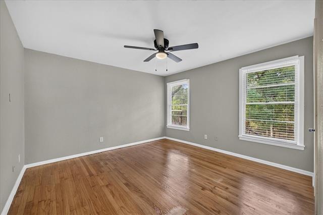 Building Photo - 7433 Vallejo Dr