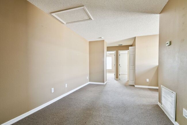 Building Photo - 4221 Winding River Way