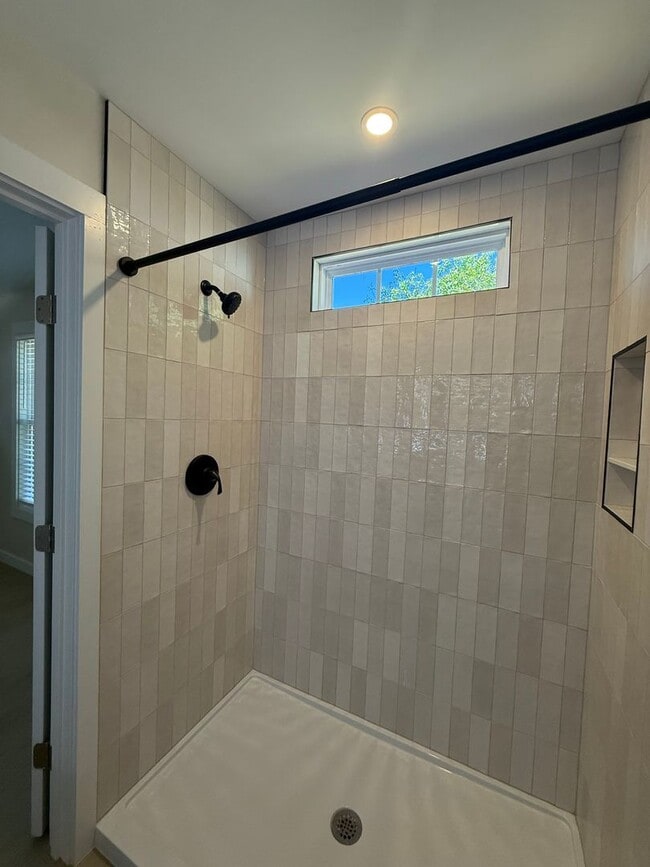 Building Photo - Brand New Construction!! - 3BD/2BA
