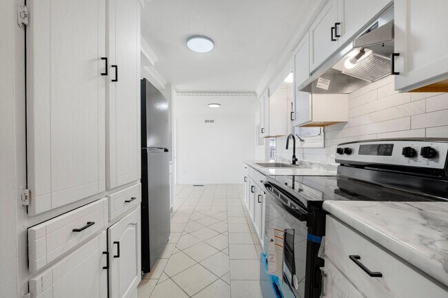 Building Photo - COMING SOON! Updated 3-Bedroom House