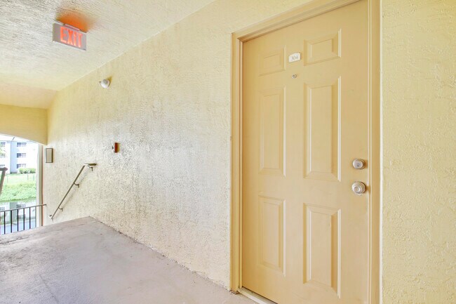 Building Photo - 4151 San Marino Blvd