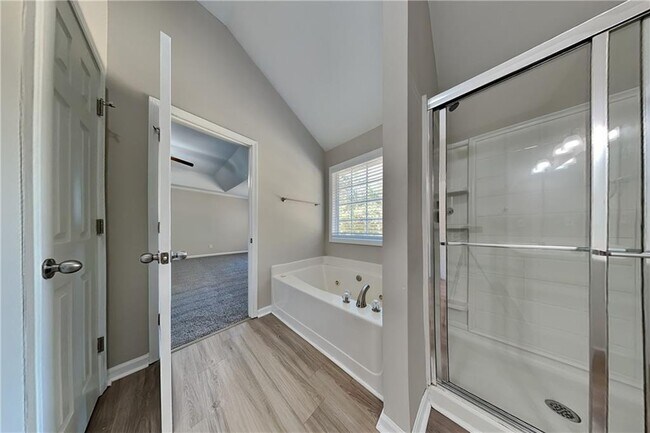 Building Photo - 2522 Carleton Gold Rd