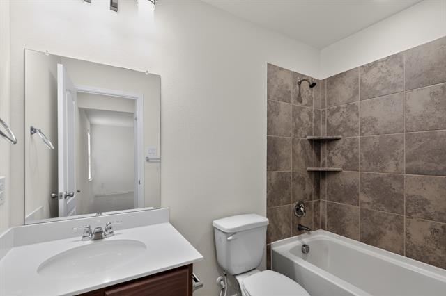 Building Photo - 3681 Keechi Creek Dr