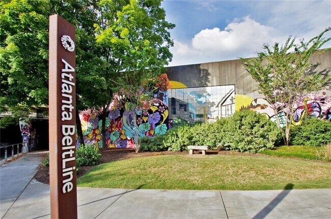 Building Photo - 791 Wylie St SE