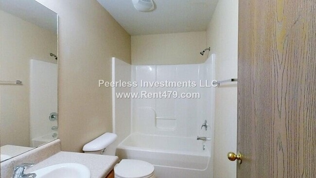 Building Photo - 1043-B Vale St