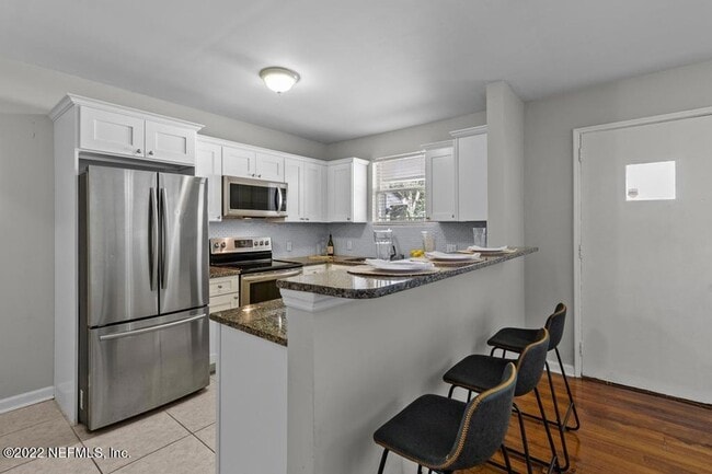 Building Photo - 1058 Willis Dr