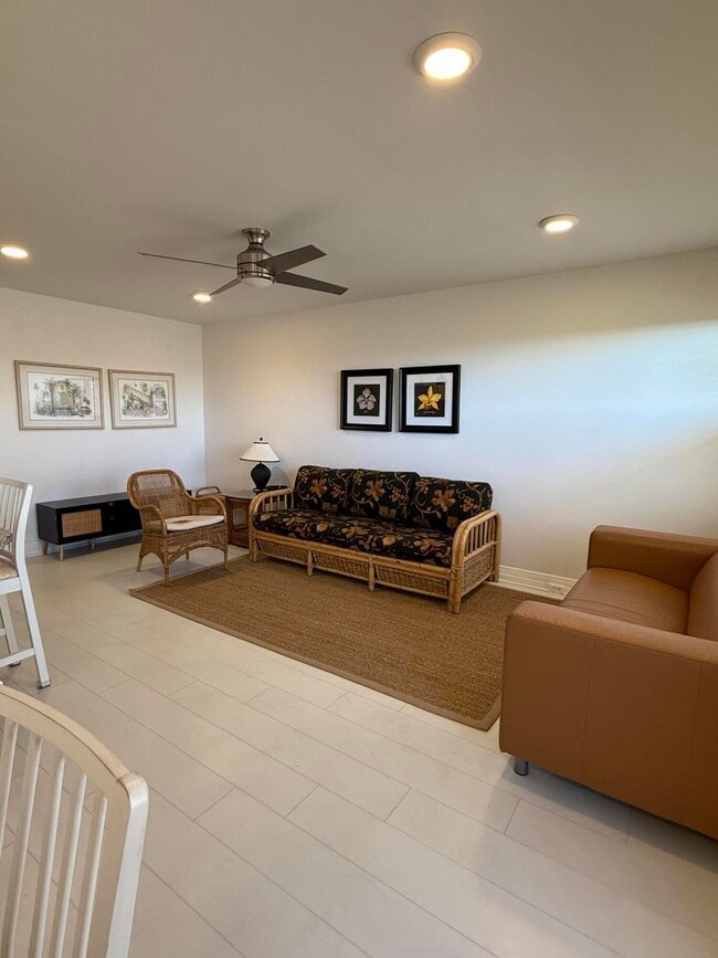 Building Photo - 4057 Wolverton C