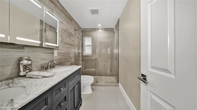 Building Photo - 4 br, 2 bath House - 10451 SW 116th St