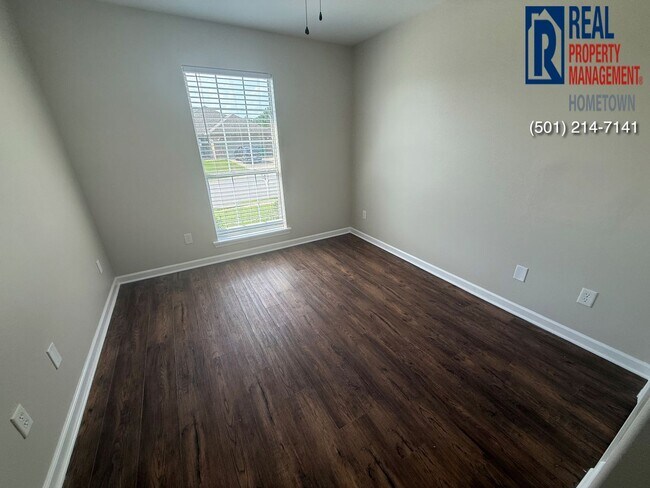 Building Photo - 2993 Wildwood Dr