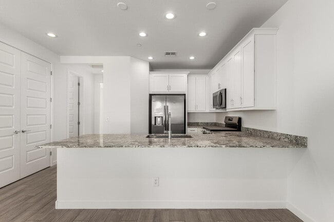 Building Photo - 4054 E Amoroso Dr