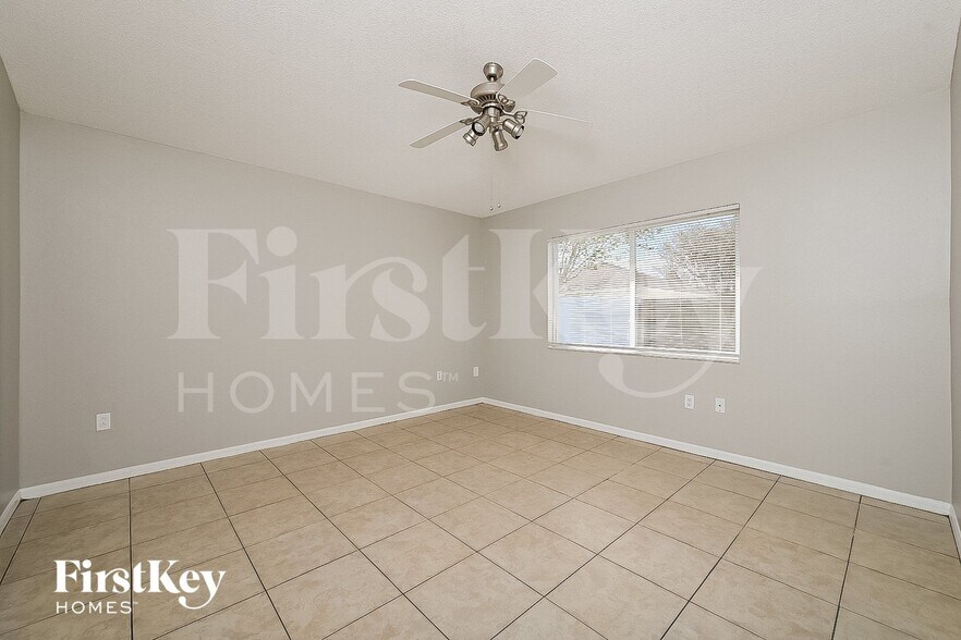 Building Photo - 1523 Birchstone Ave