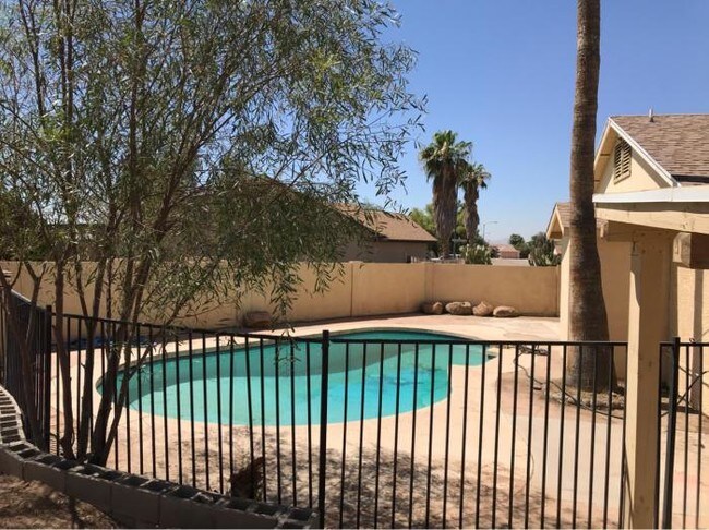 Building Photo - 3 bedroom in Peoria AZ 85345