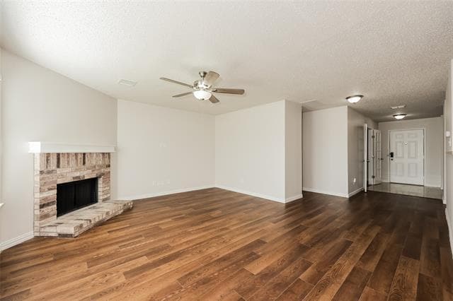 Building Photo - 664 Lowe Dr