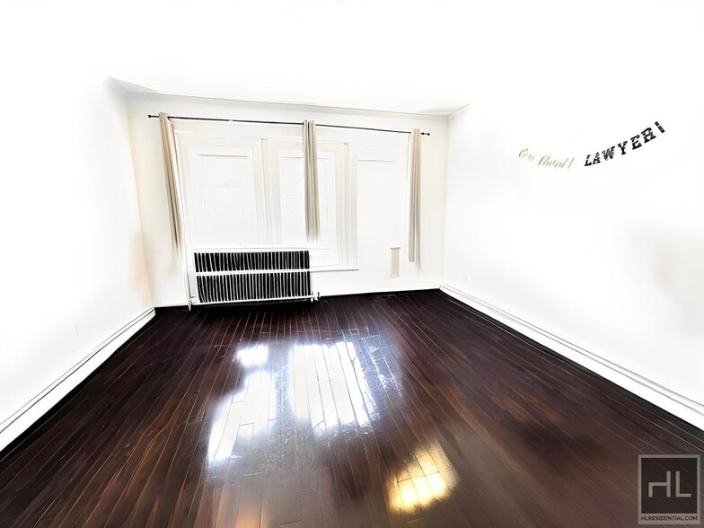 Building Photo - Gorgeous 1 Bedroom in Hamilton Heights! La...