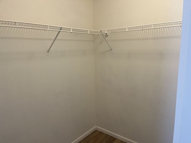 Building Photo - 5303 E Twain Ave