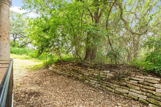 Building Photo - 1000 Liberty Park Dr