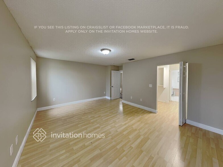 Building Photo - 538 NW 157th Ln